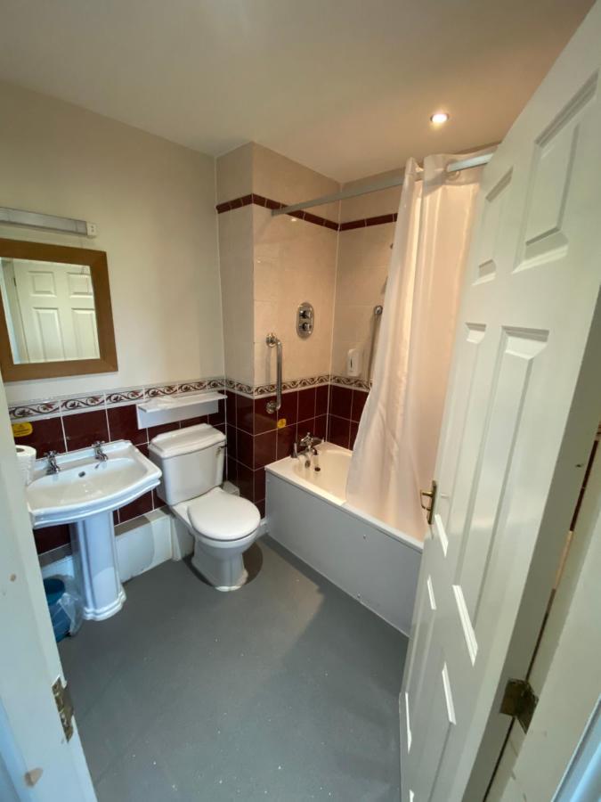 Ibis Budget Bromsgrove Esterno foto