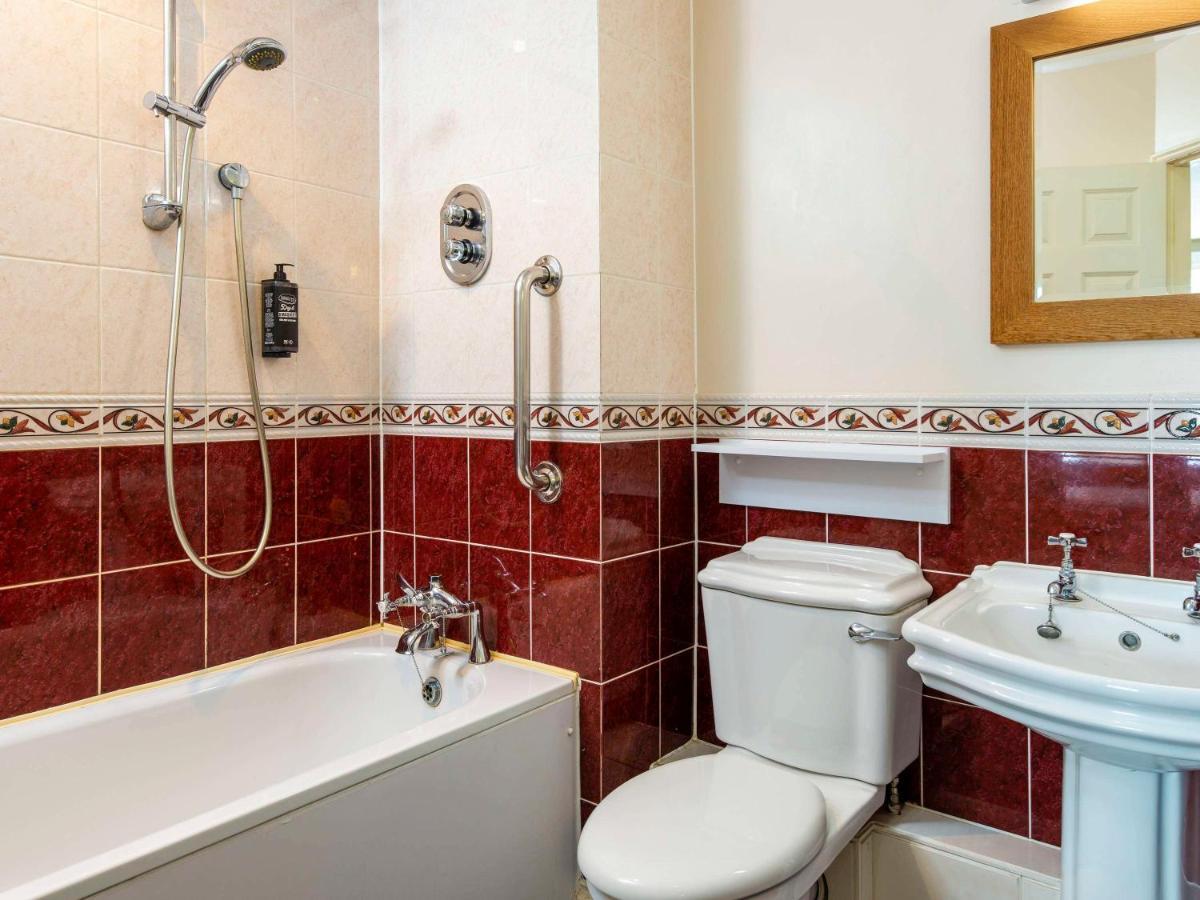 Ibis Budget Bromsgrove Esterno foto