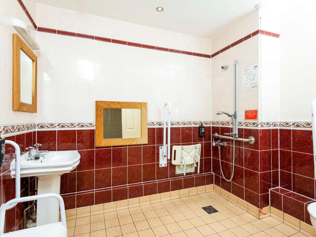 Ibis Budget Bromsgrove Esterno foto